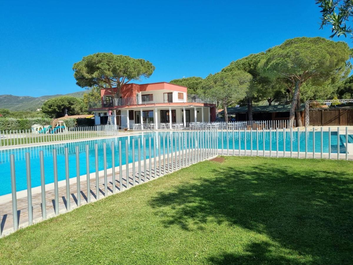 Camping Lacona Pineta Capoliveri  Exterior foto
